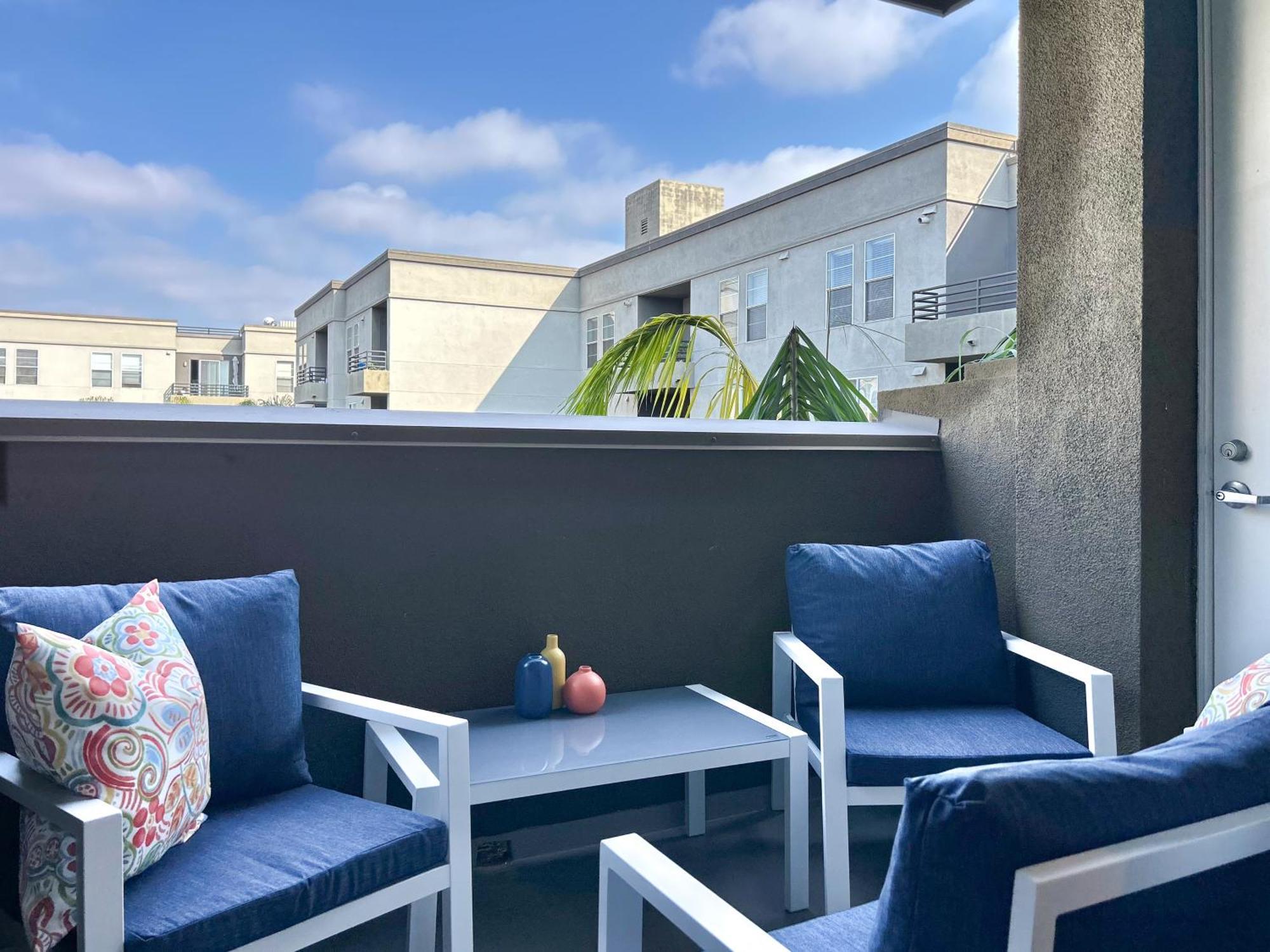 2Bd 2Ba Santa Monica Apartment With Relaxing Pool View Los Angeles Zewnętrze zdjęcie