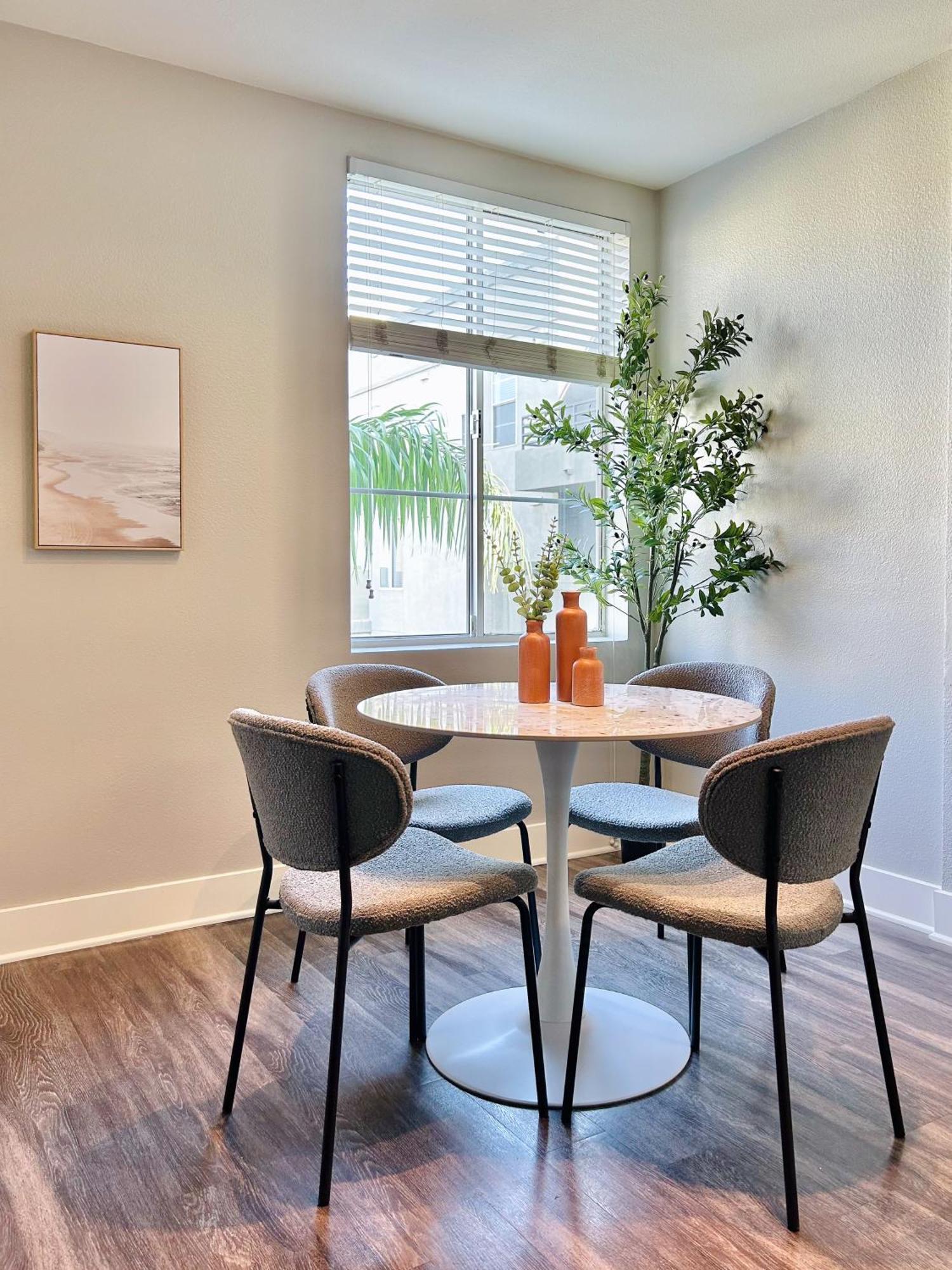 2Bd 2Ba Santa Monica Apartment With Relaxing Pool View Los Angeles Zewnętrze zdjęcie